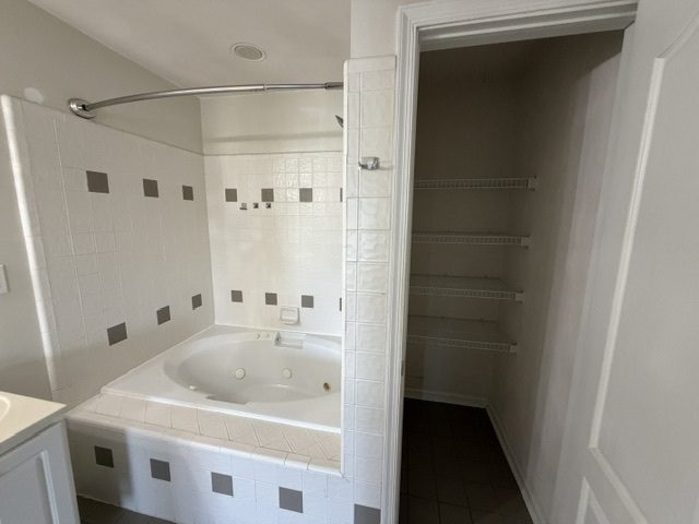 Gallery Photo 27